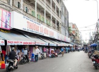 The Heart of Saigon: A Century-Old Market Thriving with Unique Bargains