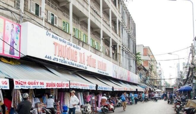 The Heart of Saigon: A Century-Old Market Thriving with Unique Bargains