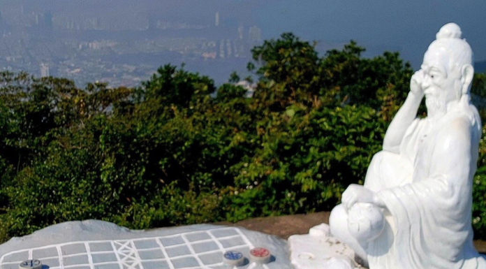 Unveiling the “Roof of Da Nang”: Witness Breathtaking Sunsets, Trace Billionaires’ Steps, and Unwind with a Spot of Tea Meditation