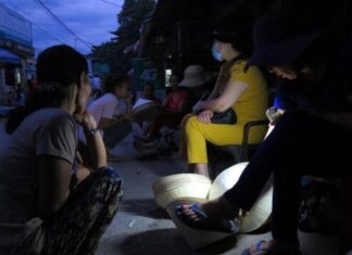 The Mystical Morning Market of Hue: A Century-Old Shopping Experience Like No Other
