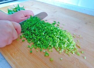 The Ultimate Superfood Leaf: A Delicious Egg Stir-Fry for Kidney and Liver Health