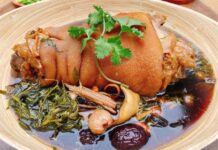 “Unlocking Fourfold Benefits: The Surprising Boon of Pork Trotter Consumption”