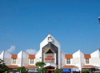 The Ultimate Guide to Shopping at Quang Tri’s Largest Market: A Shopper’s Paradise with Endless Bargains and Treasures