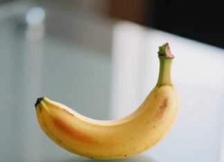 The Ultimate Guide to Banana Benefits: Unveiling the Nutritional Powerhouse and its Dark Secret.