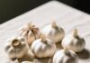 “Garlic is a Superfood, But Experts Warn These Four Groups Should Avoid It”