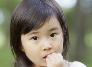 “Two Fates Await Nail-Biting Kids, and Neither is Desirable for Parents”