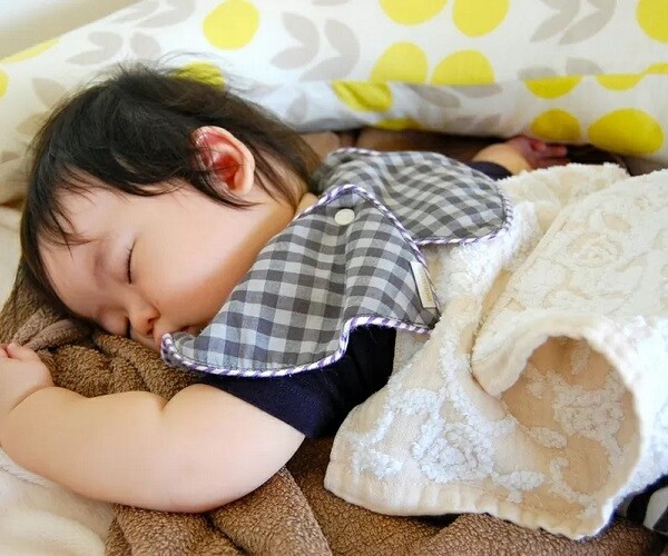 “What Your Child’s Sleeping Position Says About Their Personality: A Guide for Parents”