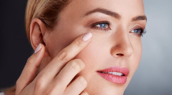 7 Tips to Erase Crow’s Feet and Smooth Out Wrinkles