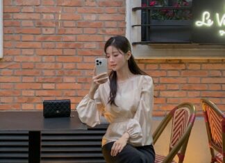 5 Must-Have Shoes to Pair with Skirts: Achieve an Elegant and Luxurious Look