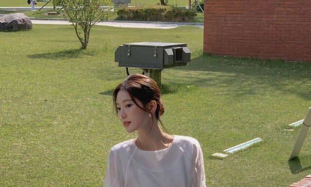 The Ultimate Autumn Skirt Style Guide for Women