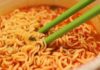 “Woman Suffers Severe Abdominal Pain After Eating Noodles: Doctor Warns Against This Cooking Method”