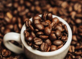 The Truth About Coffee and Weight Loss: Fact or Fiction?