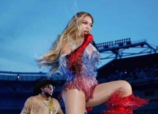 Stunning Celebrities Rocking Bodysuits on Stage