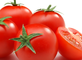 Tomato Face Mask: Achieve Glowing, Smooth Skin This Winter