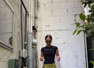 “3 Chic Ways to Style Mini Skirts for Endless Leg Appeal: Flaunt Your Confidence with Every Step”