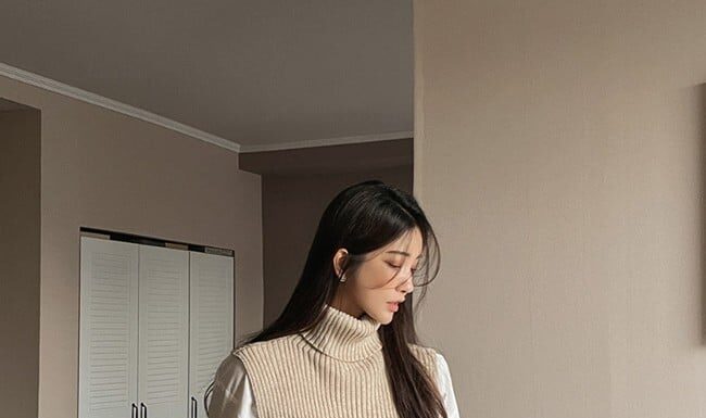 4 Mini Skirt Styles to Flatter Your Figure and Turn Back Time