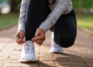 8 Mind-Blowing Walking Techniques to Burn Fat Effortlessly: Sisters Are Obsessed with These Easy-to-Follow Methods, Including One Counterintuitive Style That Torches More Calories Than Ever!