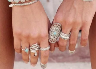 “5 Genius Ways to Use Expired Sunscreen and Save Money—Wish I’d Known Sooner!”