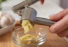 Mistakes to Avoid When Pressing Garlic
