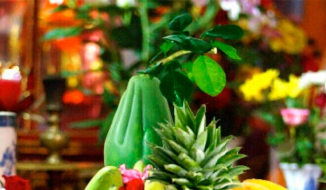 Auspicious Time for Incense Offering on the 1st Day of the 9th Month, Year of the Wood Snake: 5 Flowers to Avoid in Monthly Worship