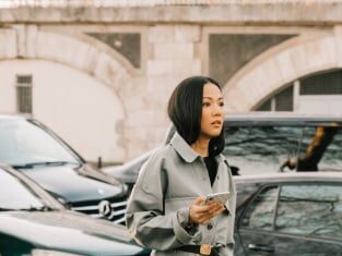 6 Timeless Ways to Mix Classic Deep Tones for Fall-Winter