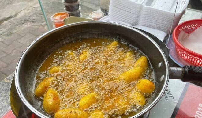 Bình Dương’s Unique Bánh: A Nostalgic Taste of Childhood for Just 3,000 VND Each