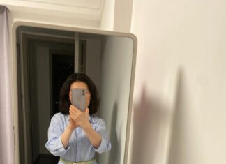 “3 Must-Have Items for Women Over 40 to Revitalize Their Style”