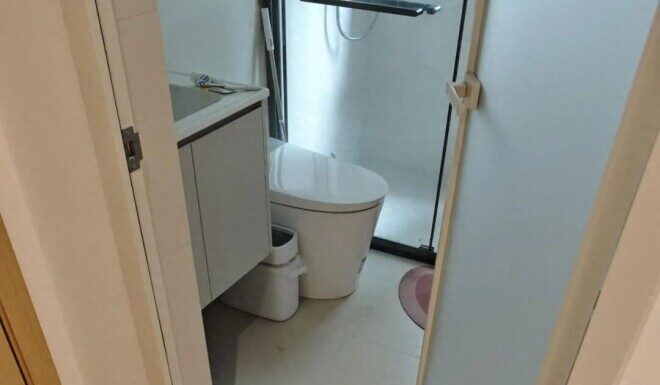 To Close or Leave the Bathroom Door Open When Not in Use? The Answer May Surprise You