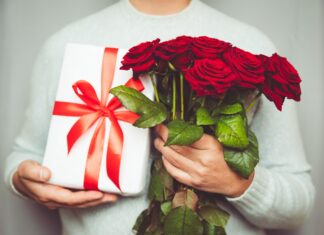 “Valentine’s Day Gift Ideas for Long-Distance Boyfriends: A Guide to Thoughtful Presents”