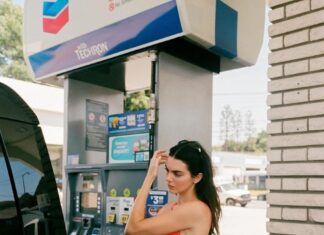 “3 Expert Tips for Styling Outfits to Complement Your Skin Tone: Elevate Your Look and Define Your Personal Style”