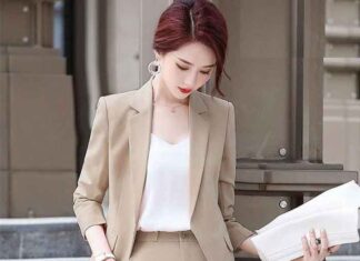 Elevate Your Fall Style: Chic Vest Outfit Ideas for Moms