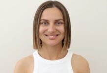 4 Hairstyles That Can Age You Instantly