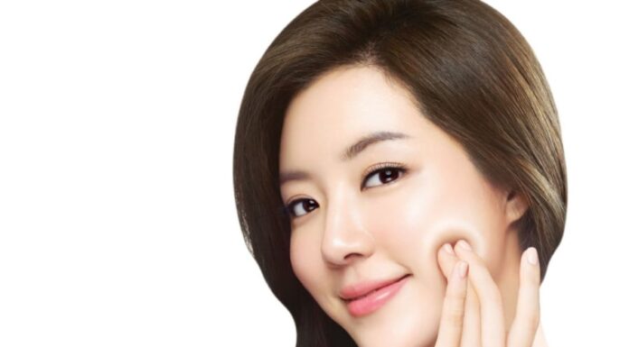 8 Natural Face Mask Recipes for Oily Skin: Achieve Clear, Smooth, and Radiant Complexion