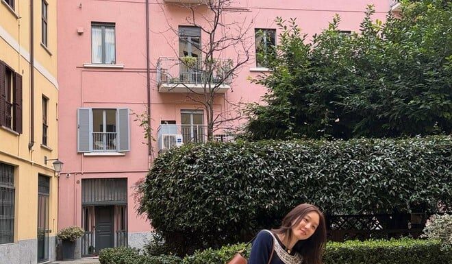 5 Flattering Skirt Styles for Women Over 40