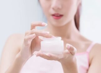 Unlock the Ultimate Hydration Secrets for Silky-Smooth Skin in Dry Seasons