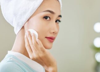 5 Natural Brightening Face Mask Recipes for Glowing, Healthy Skin