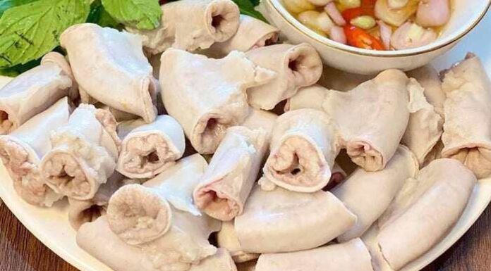 “Boil Pork Intestines with This Secret Ingredient for Perfectly White, Crispy, and Delicious Results”