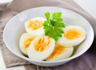 “Boiling Eggs in Hot or Cold Water is Wrong: Master These 5 Tips for Perfectly Peeled Eggs Every Time”