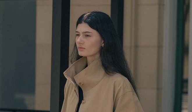 4 Chic Trench Coat Outfit Ideas for a Polished Look