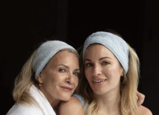 5 Daily Habits to Help Seniors in Their 80s Look So Young, They’re Mistaken for Their Grandkids’ Sisters