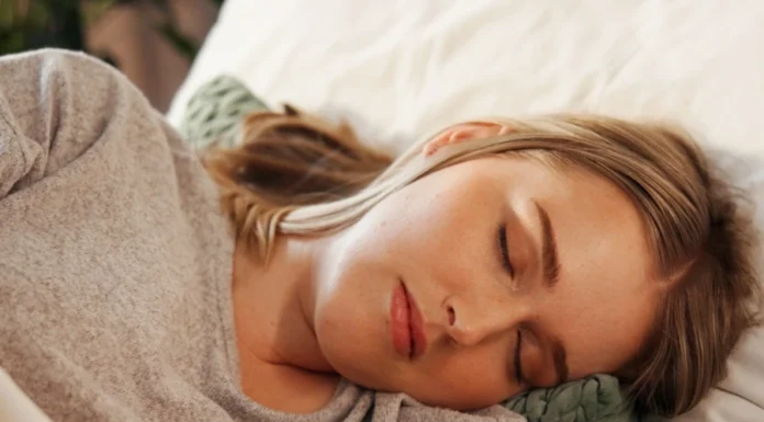 Affordable Skincare Secrets of the Wealthy: Achieve Glowing Skin Without Cosmetic Procedures—Just One Simple Trick