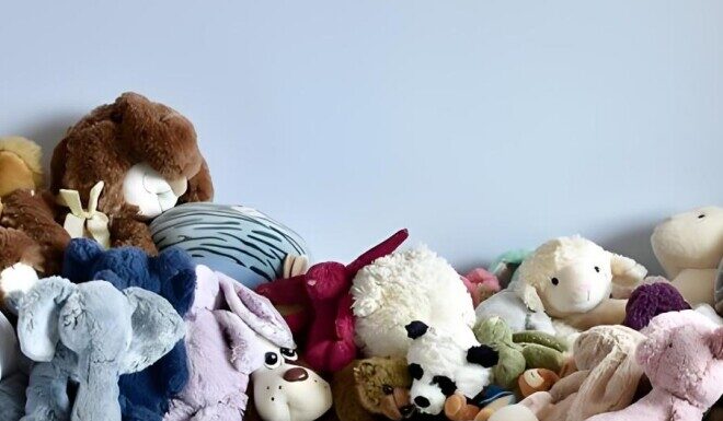 “Ancient Wisdom Revealed: 6 Surprising Items to Avoid in Your Bedroom for a Healthier Life”