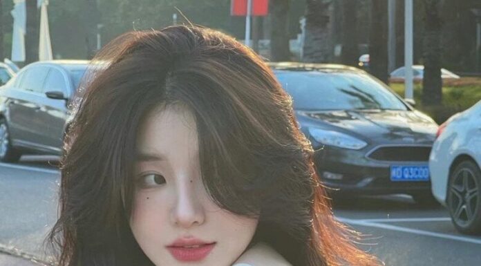 “The Secret to Slowing Aging: Two Simple, Traditional Foods Women Swear By for Timeless Youth”