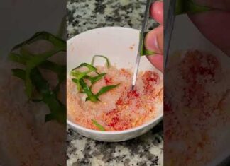 Hearty and Irresistible Chicken and Giang Leaf Soup Recipe