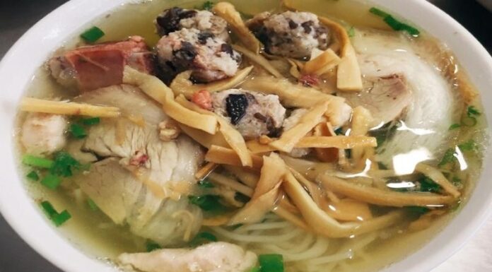 Top 30 Must-Visit Restaurants in Hoan Kiem District: Hanoi’s Most Famous & Crowded Eateries