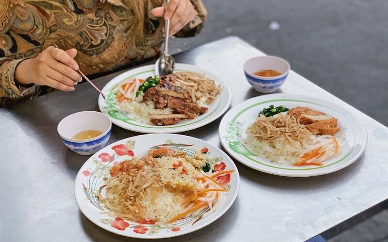 “What to Eat for Lunch in District 3? 5 Delicious and Affordable Lunch Spots in District 3”