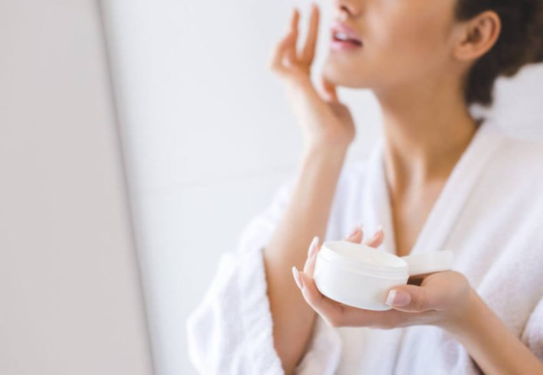 “Master the ‘2 Before – 3 After’ Sunscreen Formula: Block UV Rays & Preserve Collagen for Radiant Skin”