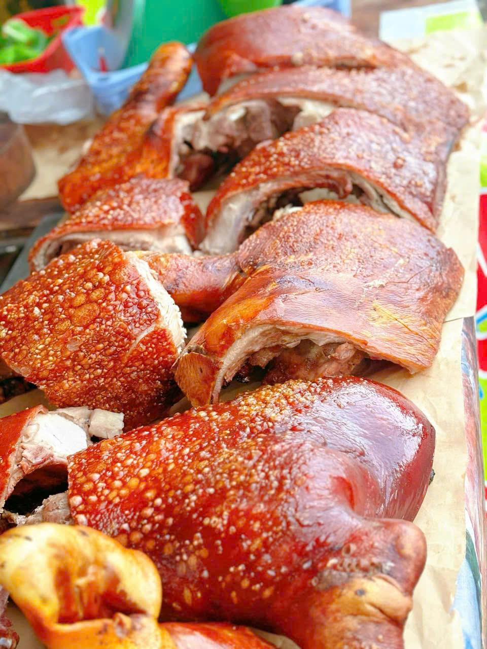 “Master Chef’s 20-Year Secret: Crispy Roasted Pork Belly Recipe That’ll Make You Crave for More”