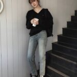 4 Flattering Pant Styles for Petites: Look Taller in Flats with These Chic Options