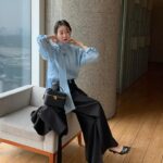 “Summer Style Essentials: Master 4 Versatile Outfits from Long Pants to Mini Skirts, Perfect for Any Occasion”